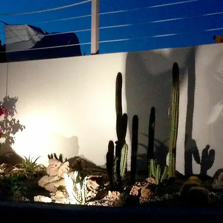 La Casa Bianca * Noto